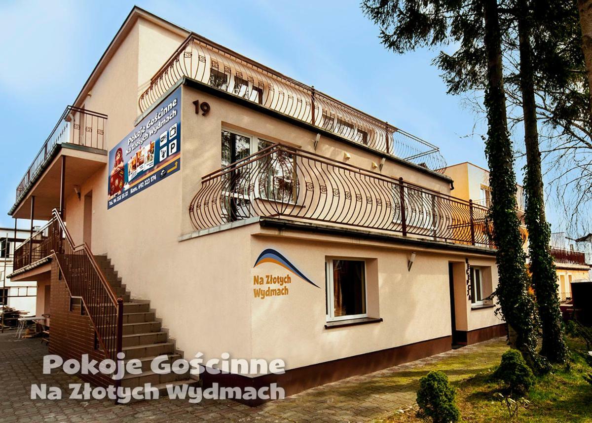 Pokoje Na Zlotych Wydmach Dzwirzyno Exterior photo
